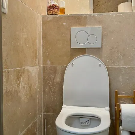 Apartment Rez-de-chaussee *
